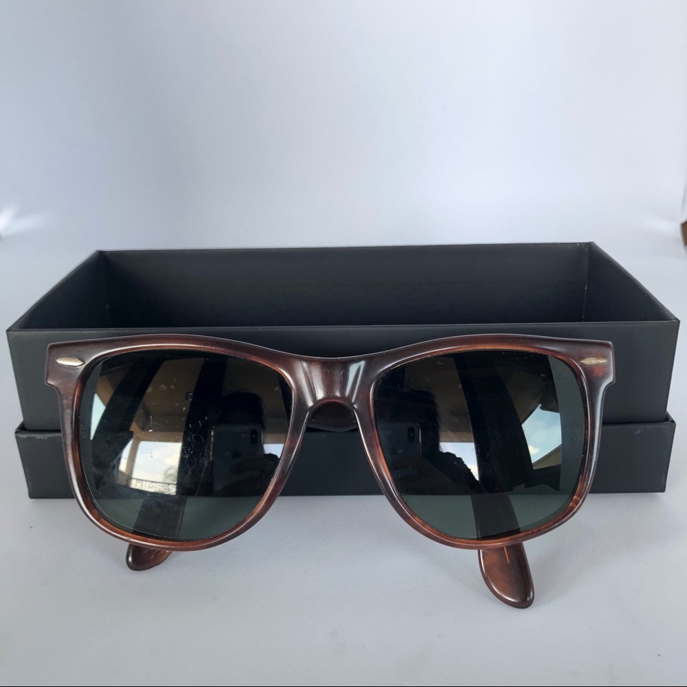 Ray-Ban Wayfarer brown multi-color sunglasses